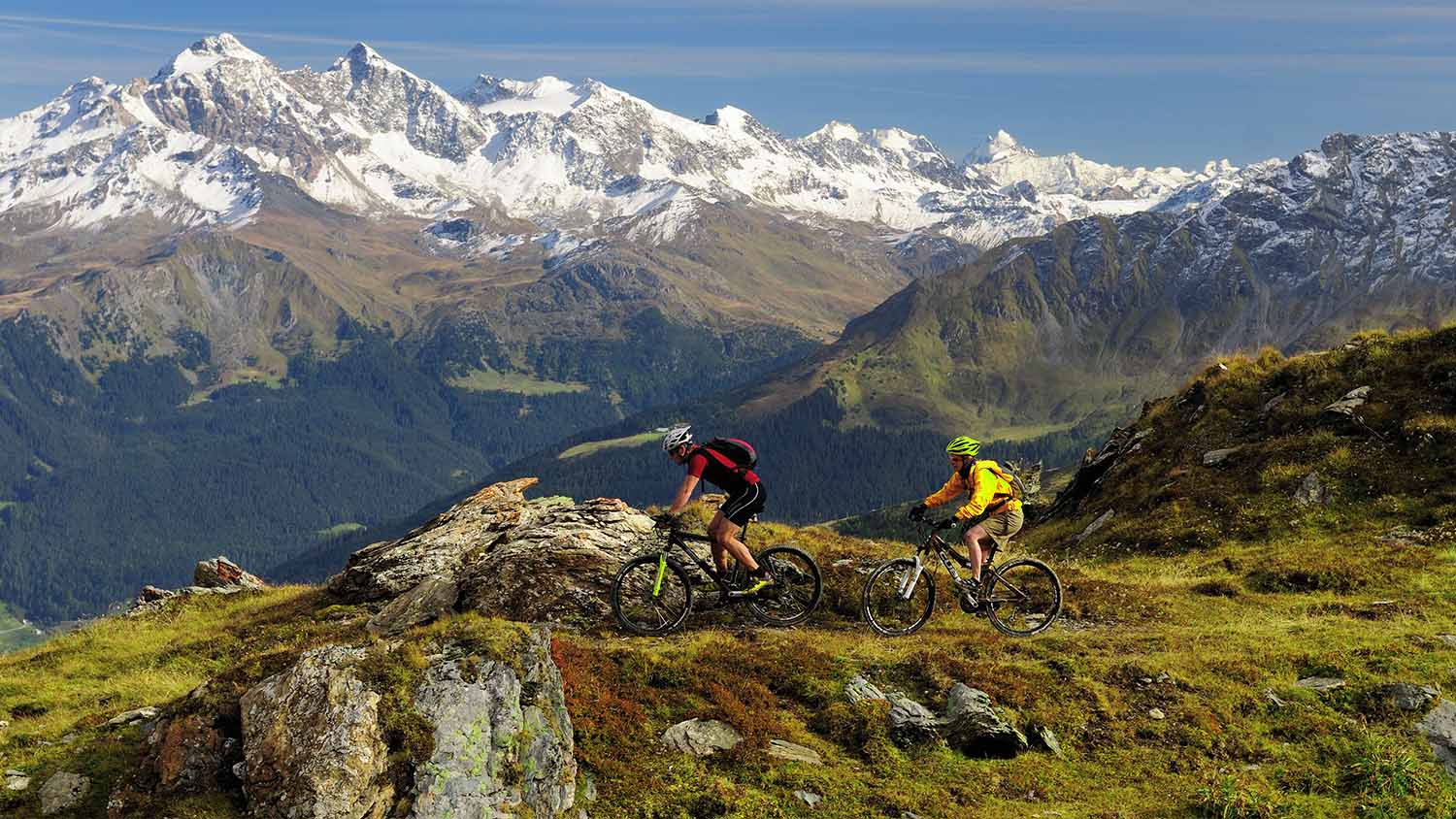 Hotel-Grischuna-Bivio-Sommer-Mountainbiking